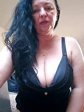 angelicalov online show from April 9, 2026, 5:51 am