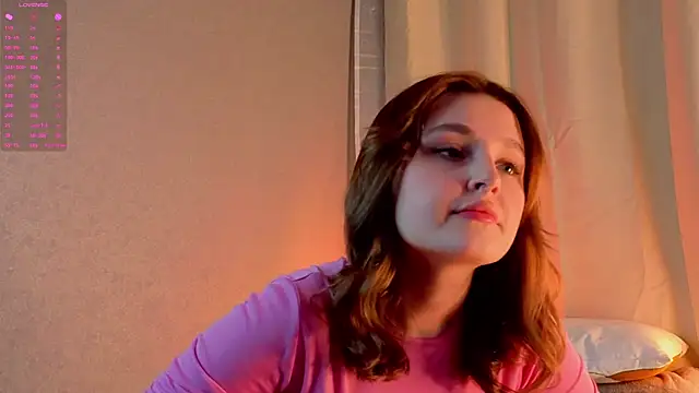 LorriMonz online show from May 26, 2026, 1:56 am