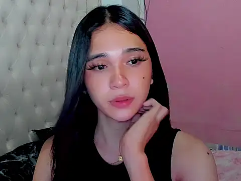 Snapshot of allaboutlara_ chatting on April 6, 2026, 11:11 am allaboutlara online show from April 6, 2026, 11:11 am