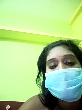 bannerjeesneha20 online show from April 2, 2026, 5:10 pm