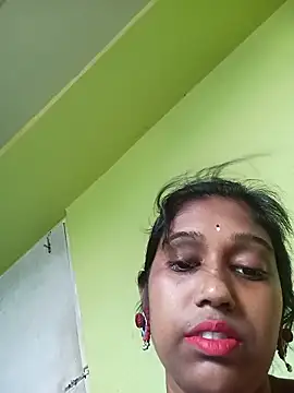 bannerjeesneha20 online show from May 29, 2026, 7:28 am