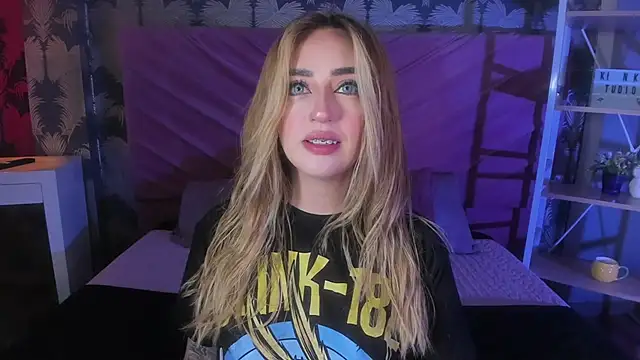  mykinkydoll  online show from June 26, 2026, 8:46 pm
