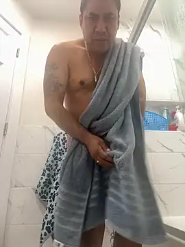 Crossroads5214 online show from April 9, 2026, 12:21 pm