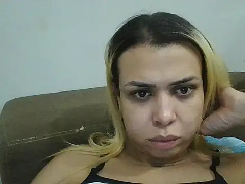 marcellyfiori online show from July 29, 2026, 9:46 pm