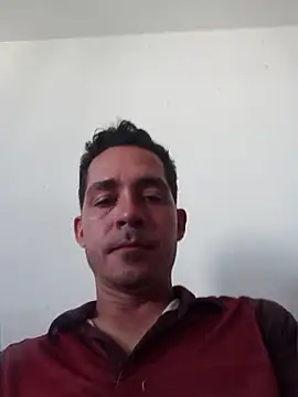 Gabriel leon33 online show from April 12, 2026, 7:41 pm