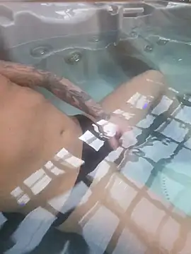 Cutecamboy4you online show from April 12, 2026, 1:49 pm