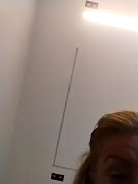 Snapshot of Exotic_ParisX chatting on March 31, 2026, 5:30 am Exotic ParisX online show from March 31, 2026, 5:30 am