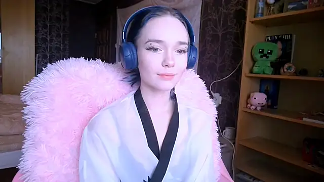 baby onface online show from May 10, 2026, 7:02 am