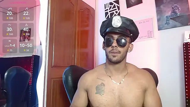 romanpearce  online show from April 26, 2026, 12:08 am