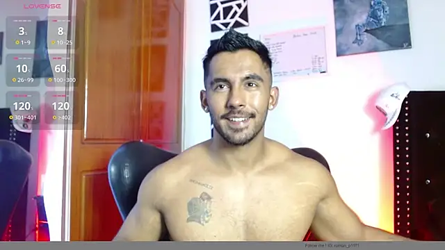 romanpearce  online show from May 7, 2026, 7:52 pm