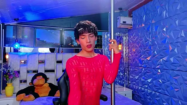 IsaacNovaa online show from April 15, 2026, 9:05 am