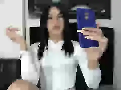 Snapshot of karla_lovera chatting on May 15, 2026, 3:57 am karla lovera online show from May 15, 2026, 3:57 am