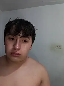 Snapshot of upssamuuu chatting on April 29, 2026, 2:32 pm upssamuuu online show from April 29, 2026, 2:32 pm