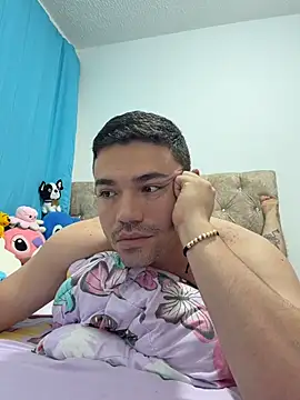 Samuel Mill4 online show from April 12, 2026, 2:33 pm