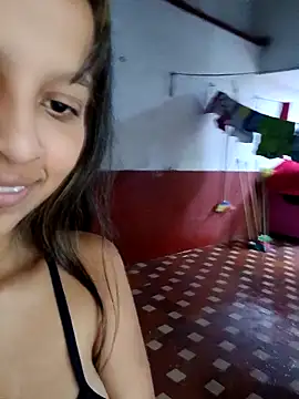 Snapshot of naty_18 chatting on April 3, 2026, 6:55 am naty 18 online show from April 3, 2026, 6:55 am