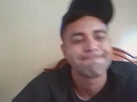 User 02  online show from June 19, 2026, 4:11 pm