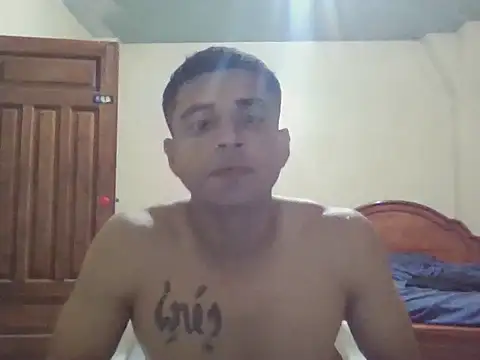 User 02  online show from July 11, 2026, 6:05 am