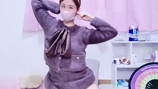 Iroha 1110 online show from April 3, 2026, 7:28 am