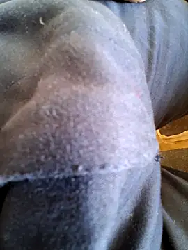 kumarrahul1283 online show from April 4, 2026, 9:07 am