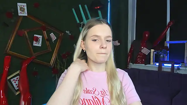 SherriButlers online show from April 8, 2026, 9:09 am