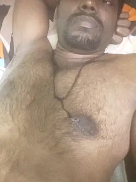 kkTarzan online show from May 30, 2026, 4:37 pm