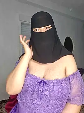 Big as-big online show from April 8, 2026, 7:36 pm