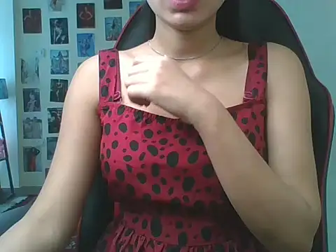 Snapshot of sweety_gaur chatting on April 5, 2026, 5:04 am sweety gaur online show from April 5, 2026, 5:04 am