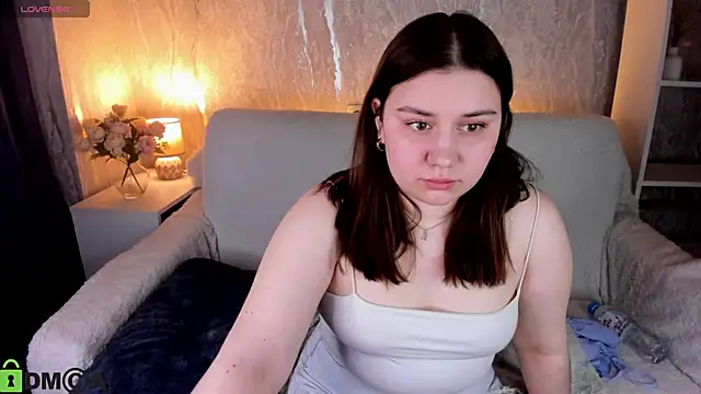 Maya Raay online show from April 5, 2026, 1:14 am
