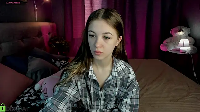 Snapshot of Miss_Shanel chatting on May 28, 2026, 12:52 am Miss Shanel online show from May 28, 2026, 12:52 am