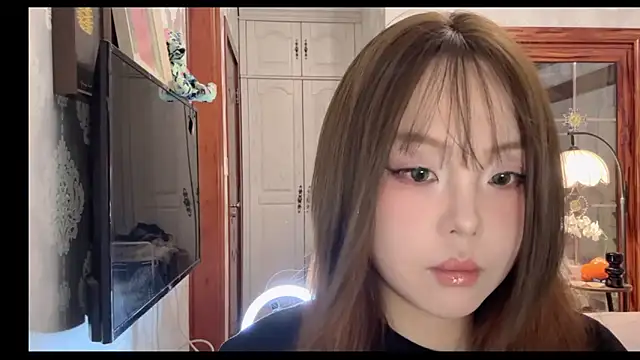 thelittlexx online show from May 30, 2026, 7:27 am