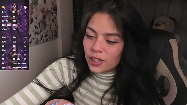 Snapshot of Kikii_1 chatting on March 26, 2026, 5:13 am Kikii 1 online show from March 26, 2026, 5:13 am