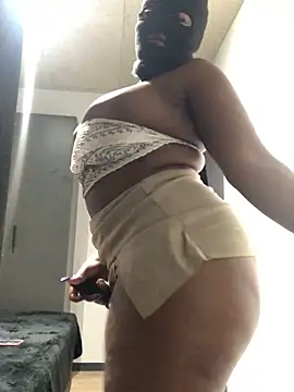 HornyMysteryx online show from May 4, 2026, 7:21 pm