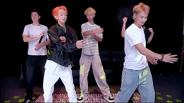 Snapshot of Gayboy-000001 chatting on April 7, 2026, 12:16 pm Gayboy-000001 online show from April 7, 2026, 12:16 pm