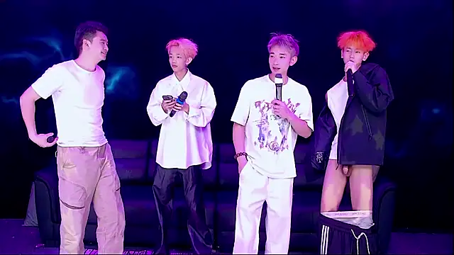 Snapshot of Gayboy-000001 chatting on April 16, 2026, 12:28 pm Gayboy-000001 online show from April 16, 2026, 12:28 pm