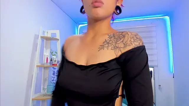 Sara Red X online show from April 1, 2026, 4:13 am