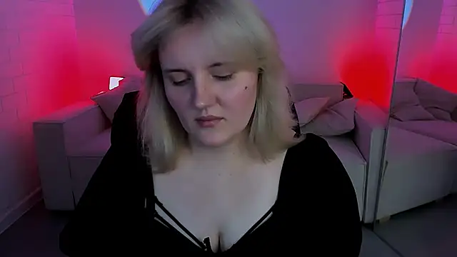 Snapshot of KathyBriggs chatting on April 4, 2026, 5:27 am KathyBriggs online show from April 4, 2026, 5:27 am