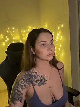 Grace Julia online show from March 26, 2026, 7:08 pm