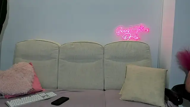 Cassy-Foxy online show from May 10, 2026, 6:40 am