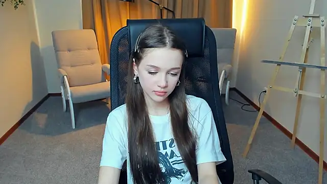 Snapshot of SharriSang chatting on March 28, 2026, 12:05 pm SharriSang online show from March 28, 2026, 12:05 pm