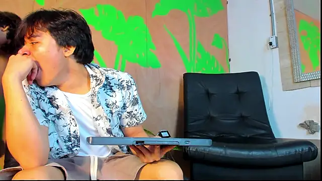 Snapshot of Max_gold chatting on March 27, 2026, 3:45 pm Max gold online show from March 27, 2026, 3:45 pm