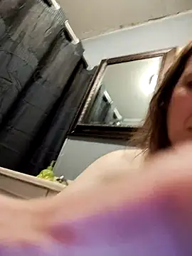 Snapshot of 023thickandjuicy07 chatting on April 4, 2026, 3:05 am 023thickandjuicy07 online show from April 4, 2026, 3:05 am