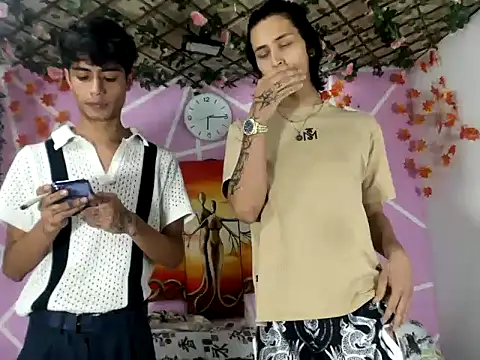 TYLERhHOT2005 online show from March 27, 2026, 12:38 am