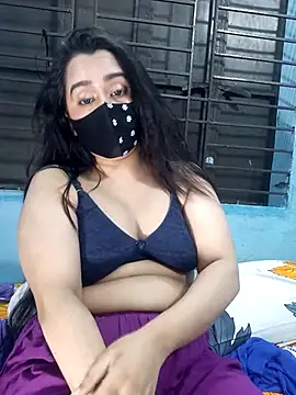 Choco Maw online show from April 1, 2026, 7:33 pm