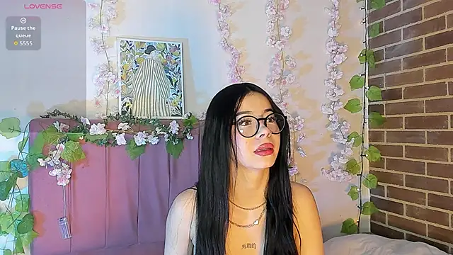 megan n online show from March 31, 2026, 9:15 pm