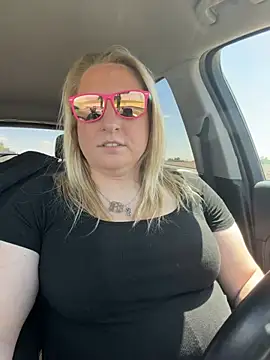 sweetkacibaby online show from April 29, 2026, 5:30 pm