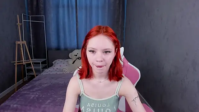 Loly Cuttie online show from April 9, 2026, 1:05 am