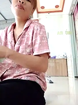 Snapshot of tinyk6 chatting on April 9, 2026, 9:15 am tinyk6 online show from April 9, 2026, 9:15 am