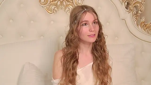LisaStone online show from July 12, 2026, 3:03 pm