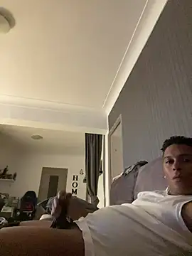 melreydelmambo online show from May 2, 2026, 2:16 am