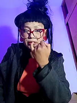xblackstarX1 online show from April 18, 2026, 12:58 am